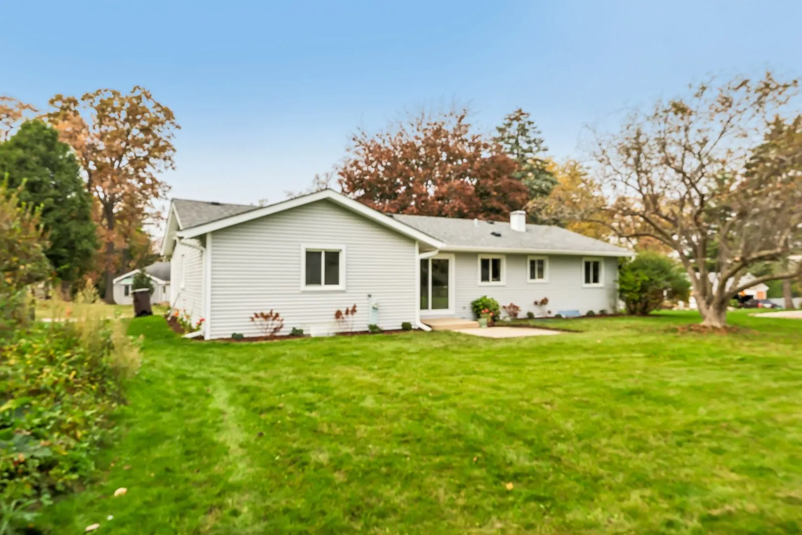 904 Melrose Court IL