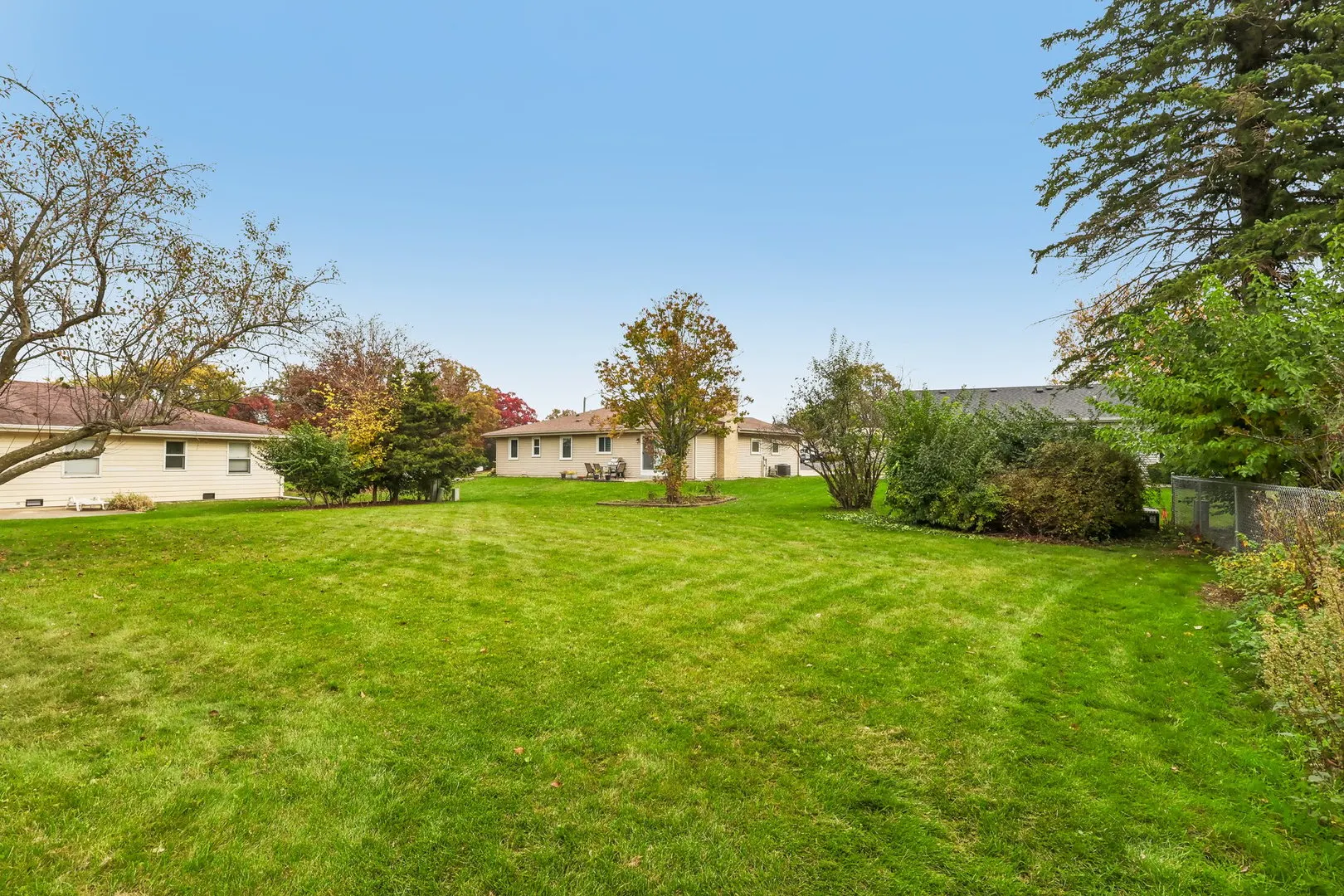 904 Melrose Court IL