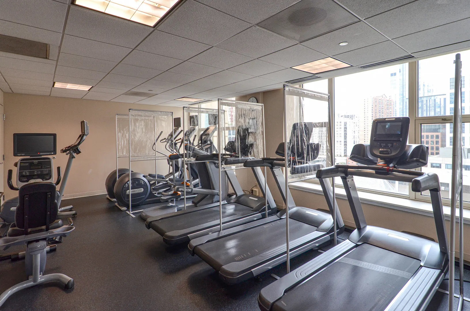25 E Superior Street IL #3701