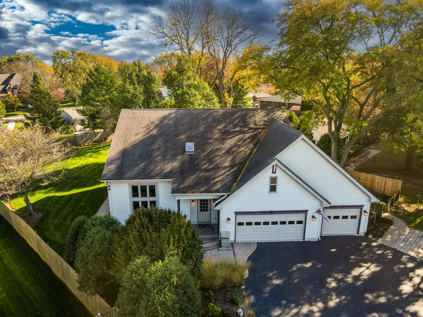 1141 N Hicks Road IL