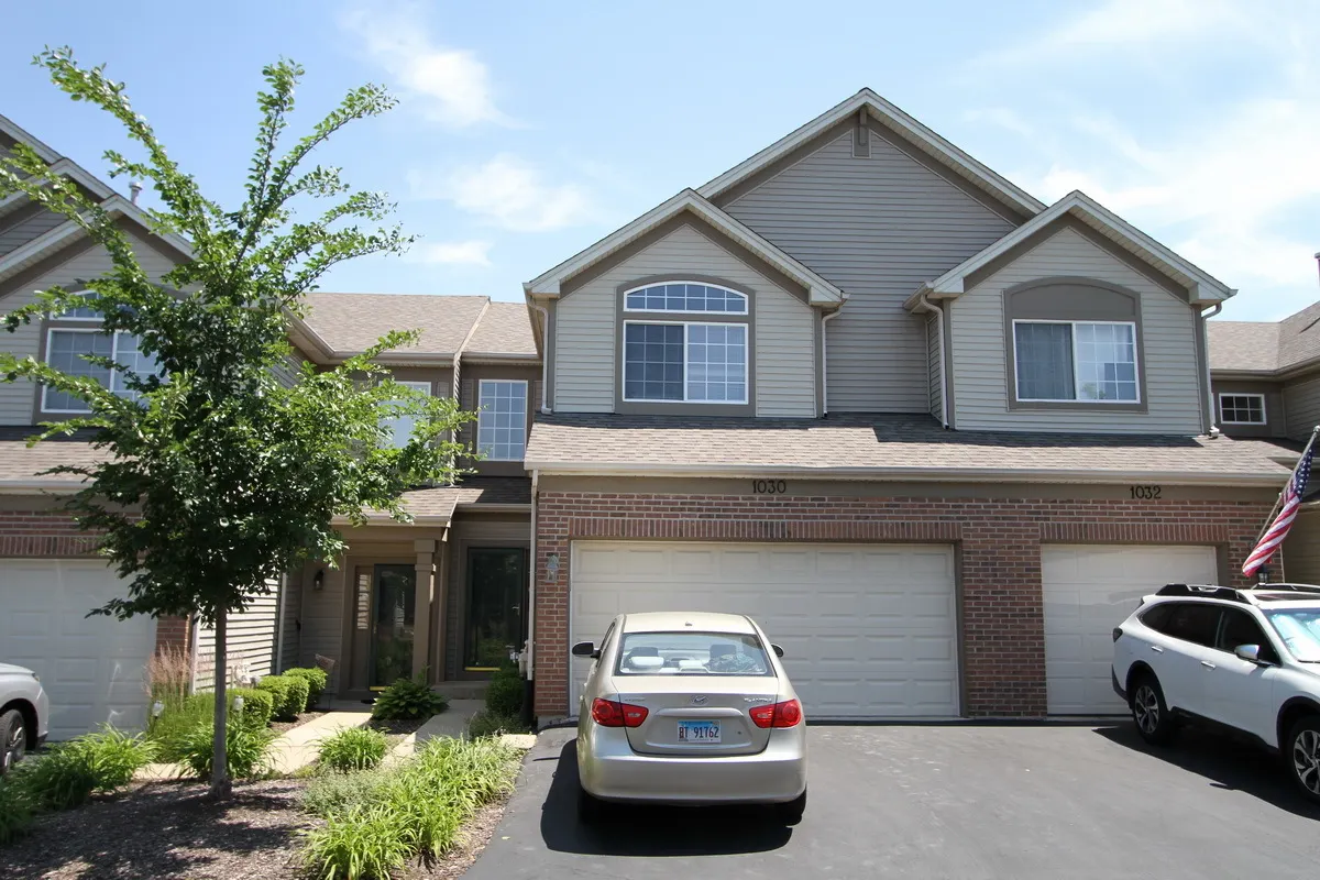 1030 WOODVIEW Court IL