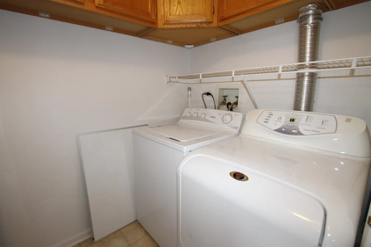 1030 WOODVIEW Court IL