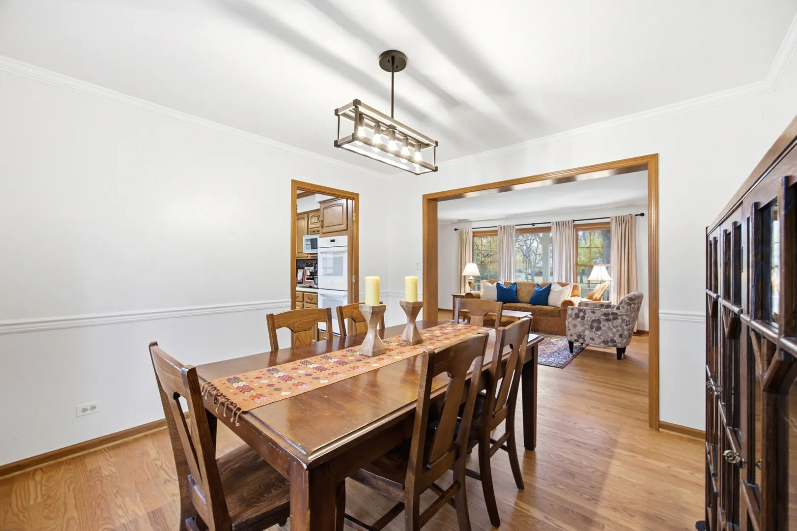5808 Amherst Court IL