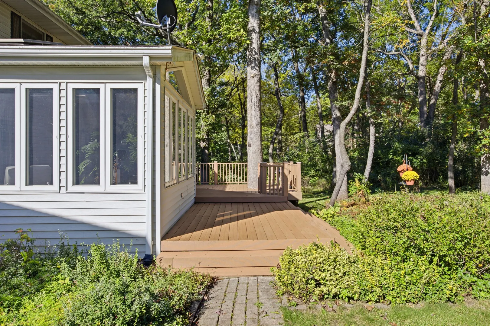 5808 Amherst Court IL