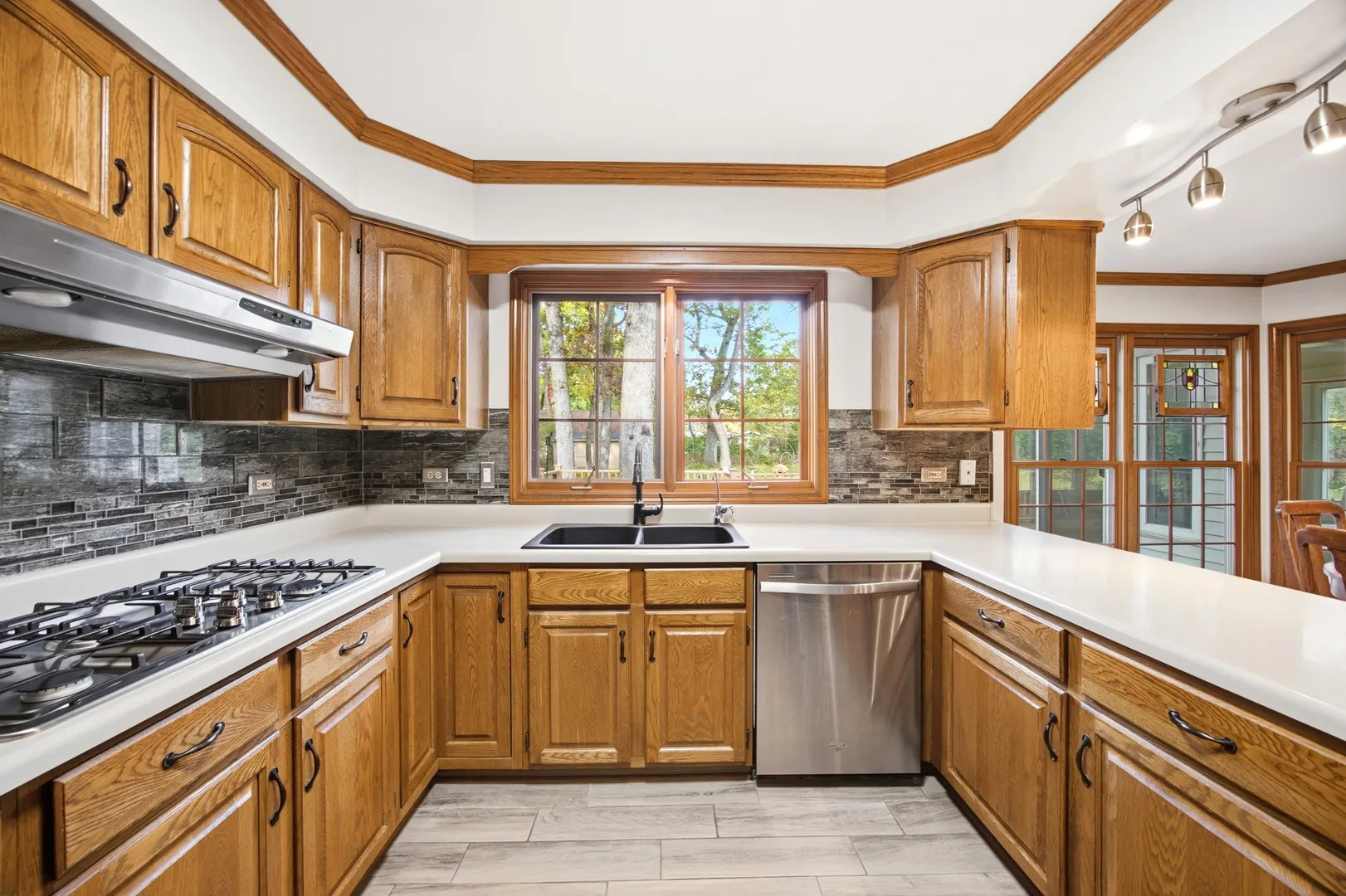 5808 Amherst Court IL
