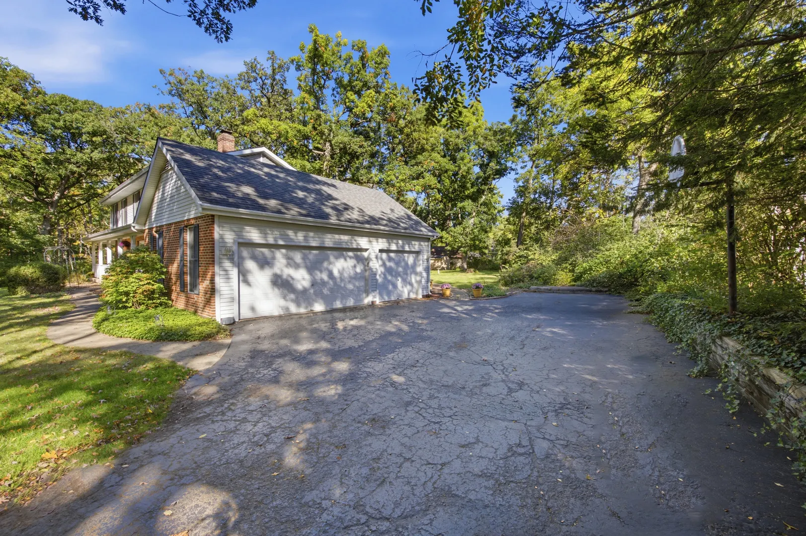 5808 Amherst Court IL