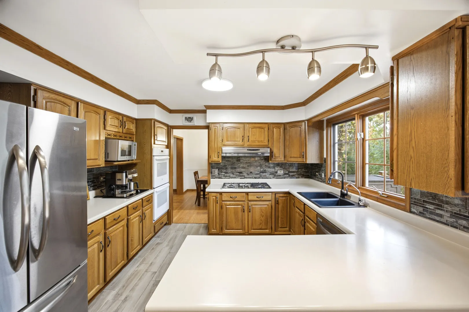 5808 Amherst Court IL