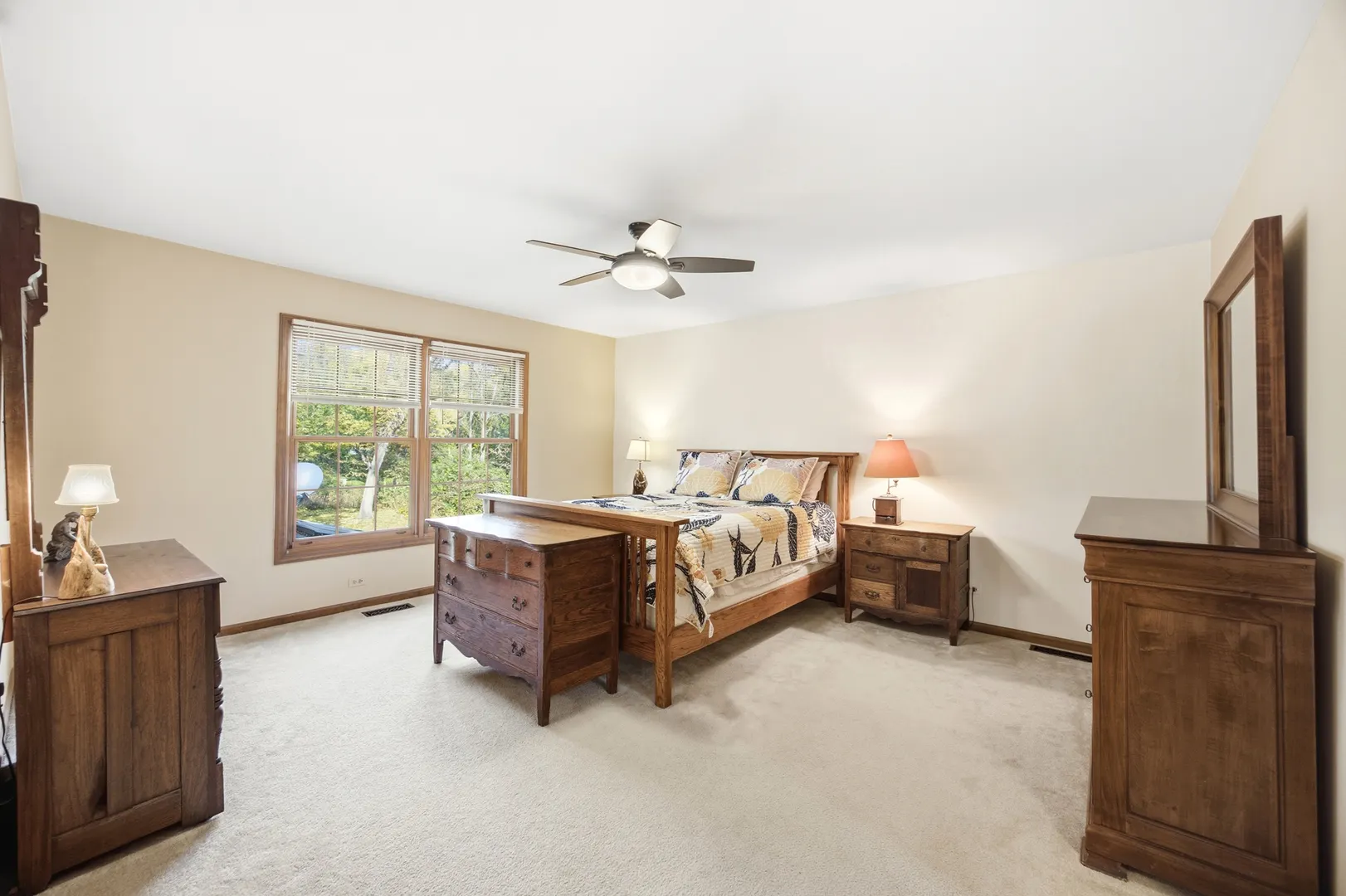 5808 Amherst Court IL