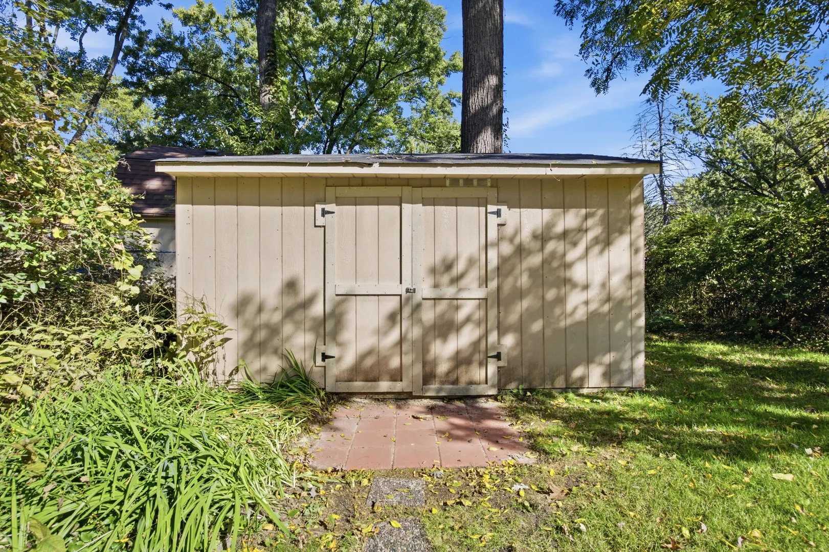 5808 Amherst Court IL