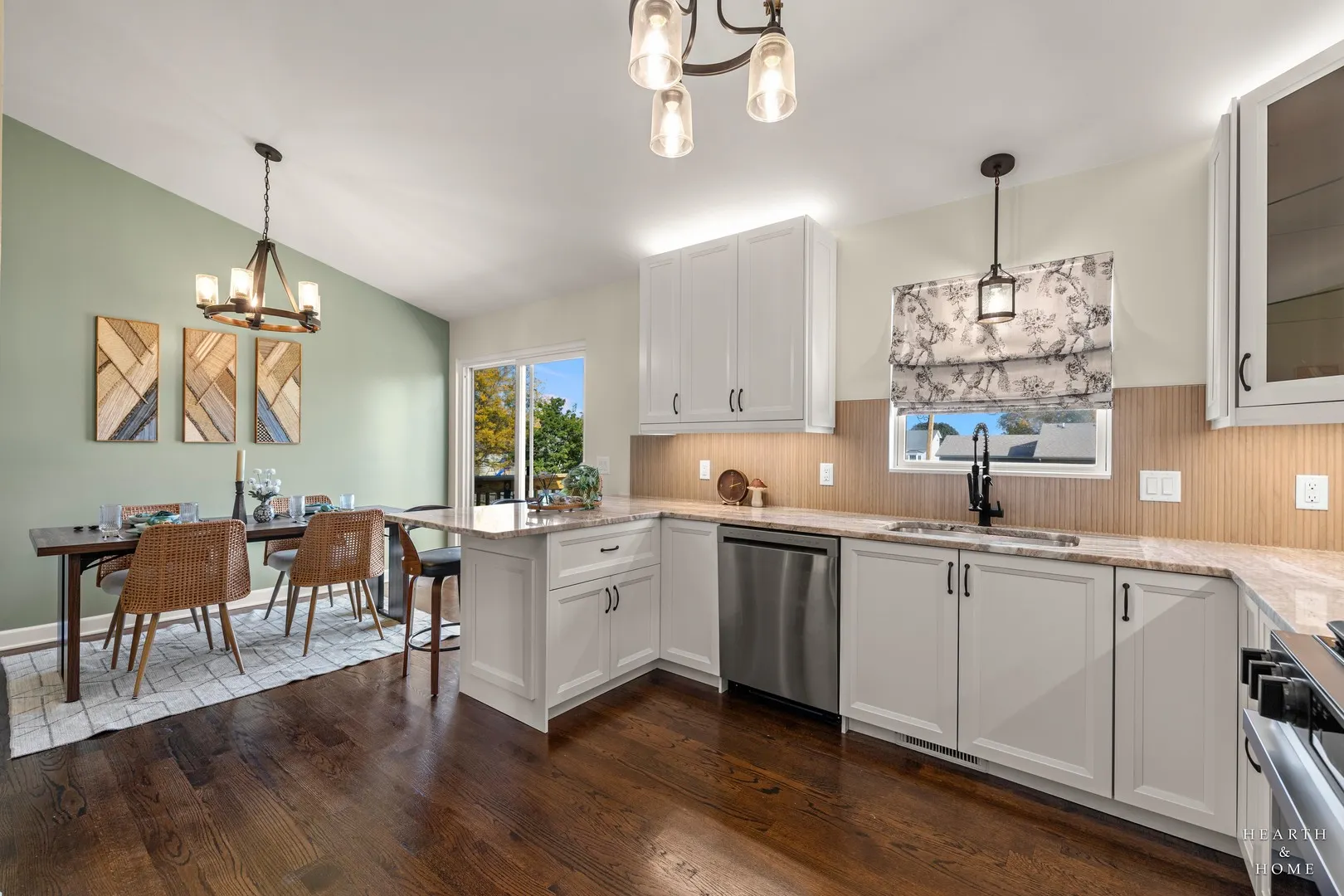 612 Wimbleton Trail IL