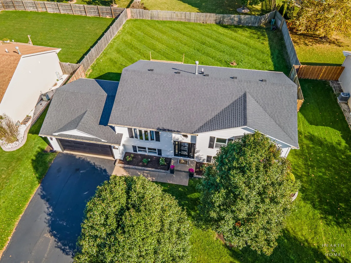 612 Wimbleton Trail IL