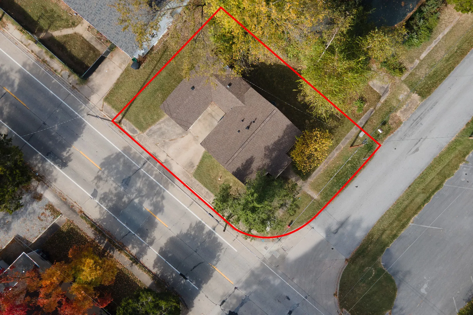 700 N Almond Street IL