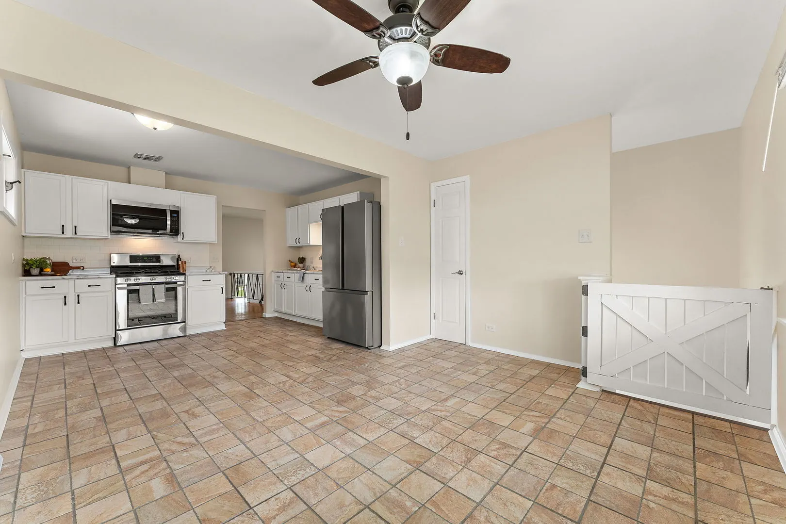 108 Cora Court IL