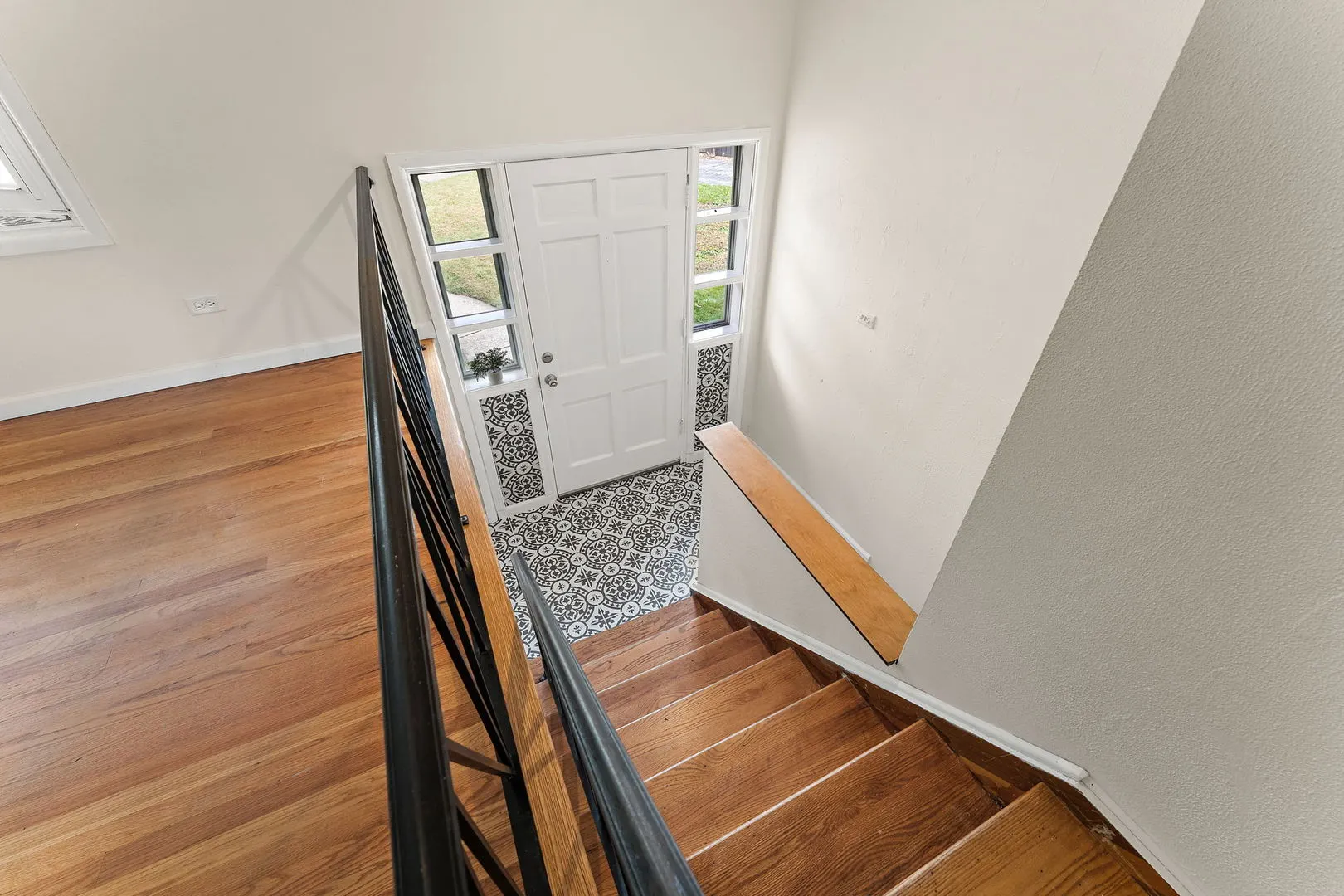 108 Cora Court IL