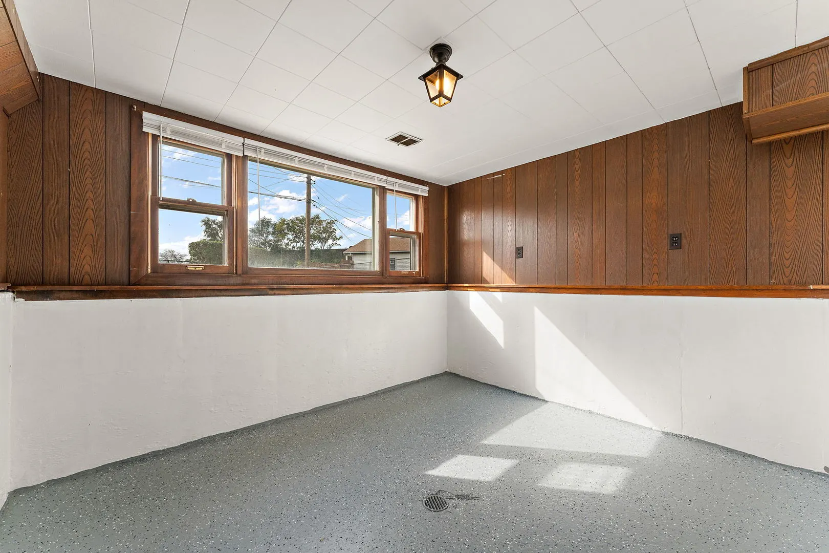 108 Cora Court IL