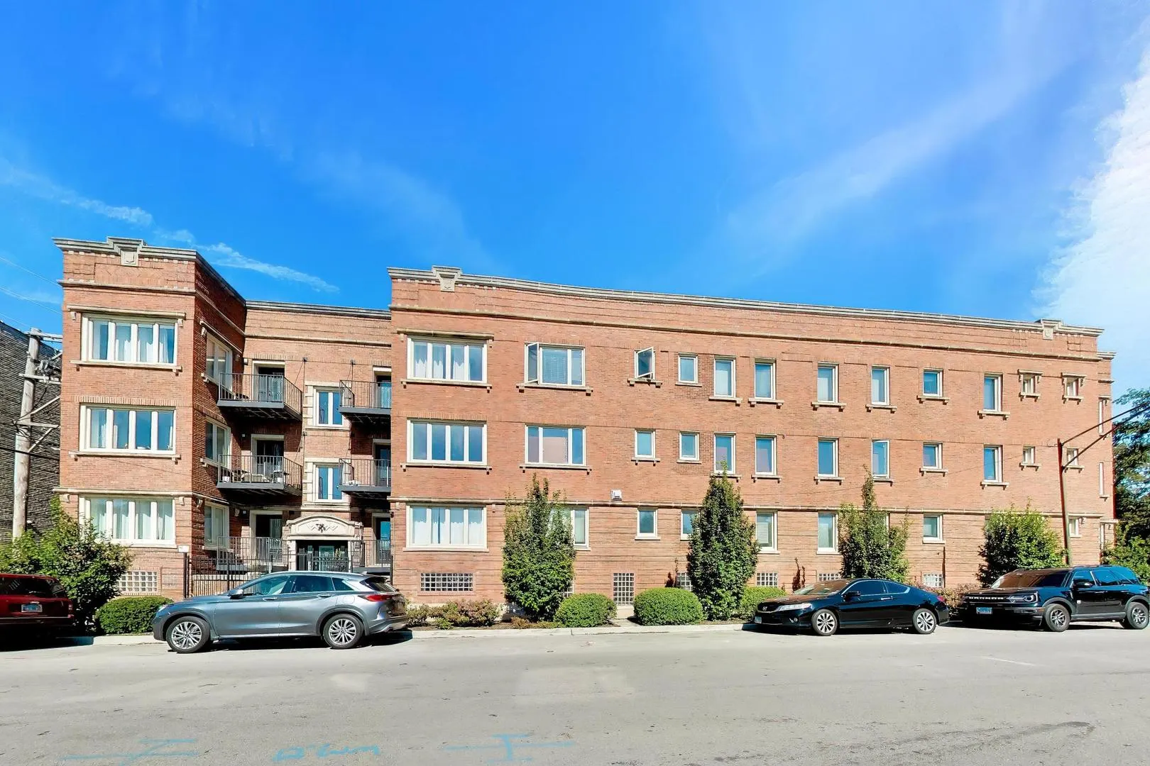 350 E 50th Street IL #3