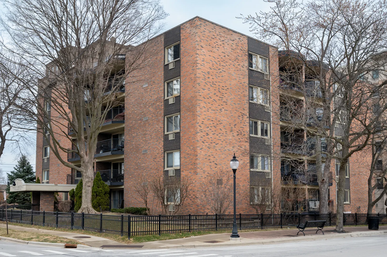 1 N CHESTNUT Avenue IL #5C