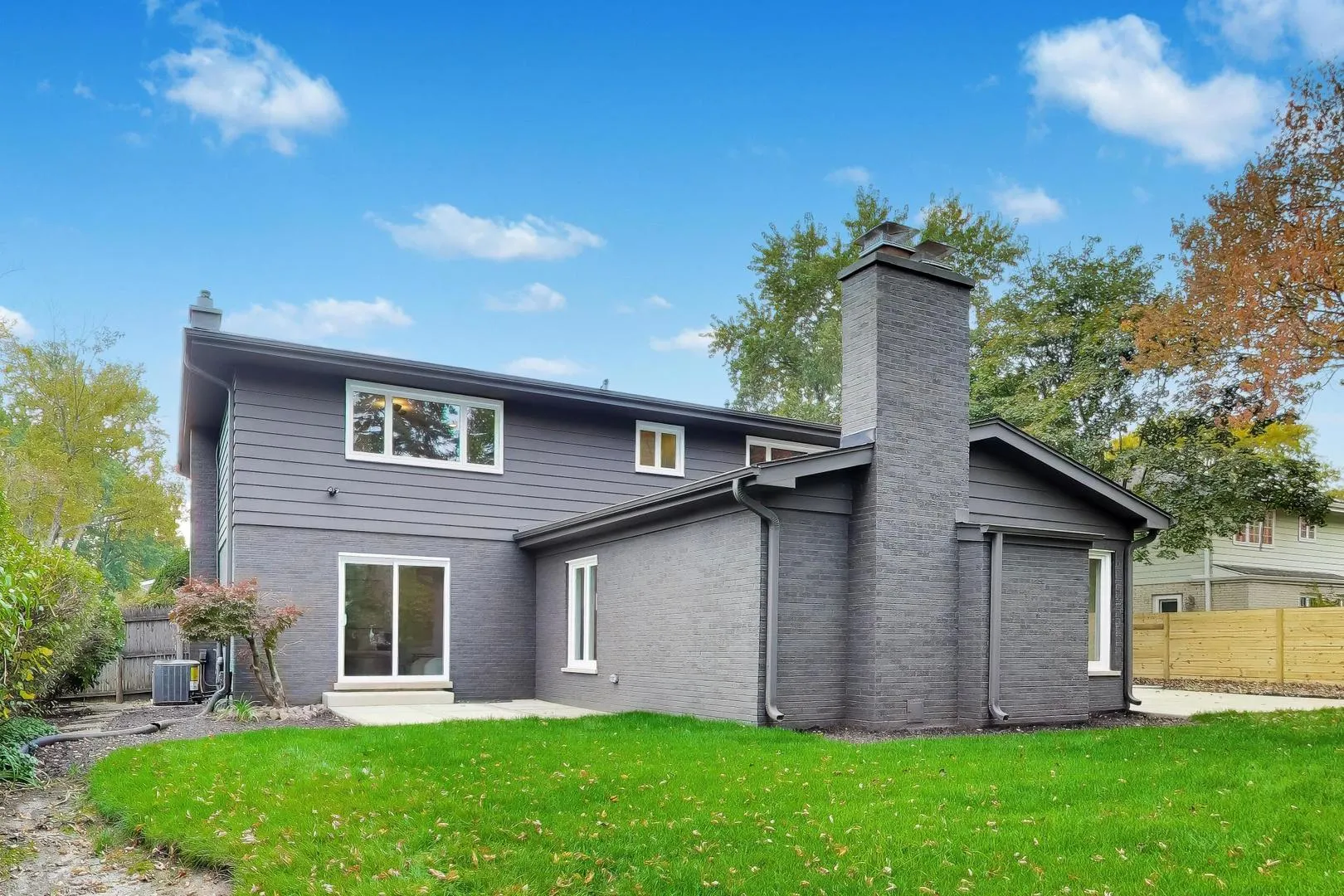 2626 Farnsworth Lane IL