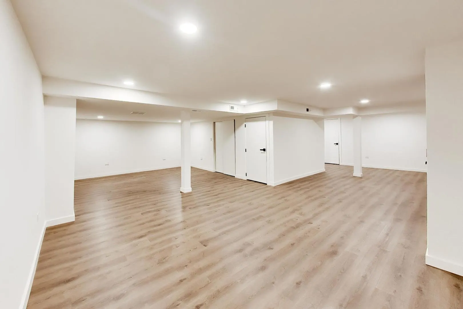 2626 Farnsworth Lane IL