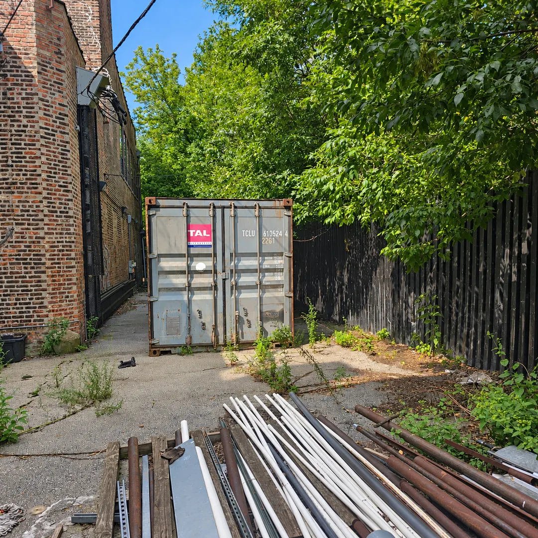 4542 W Cermak Road IL