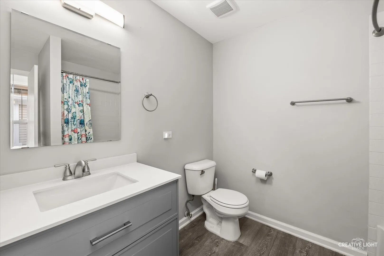 1048 Sheridan Circle IL