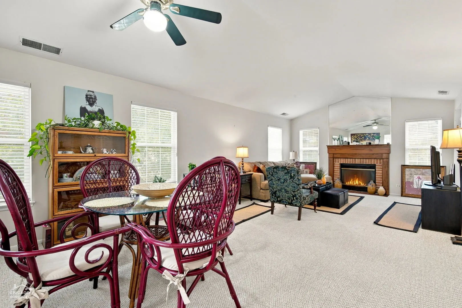 124 White Branch Court IL