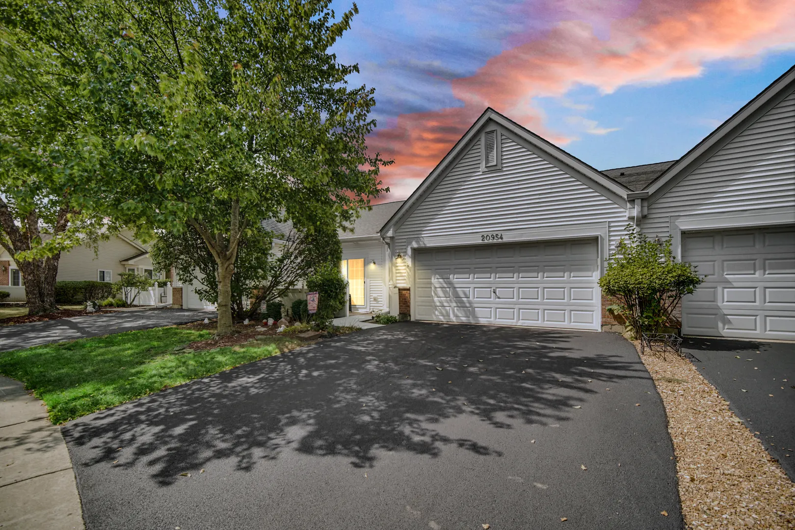 20954 W Blossom Lane IL