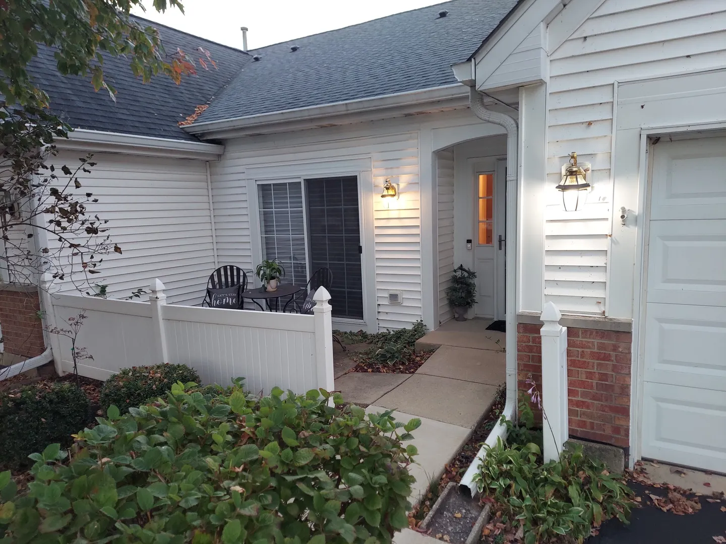 20954 W Blossom Lane IL