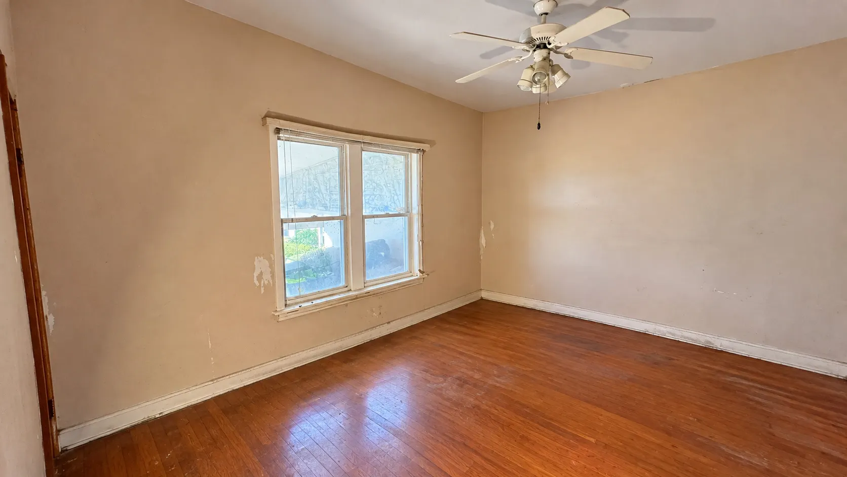 1324 RIDGE Road IL