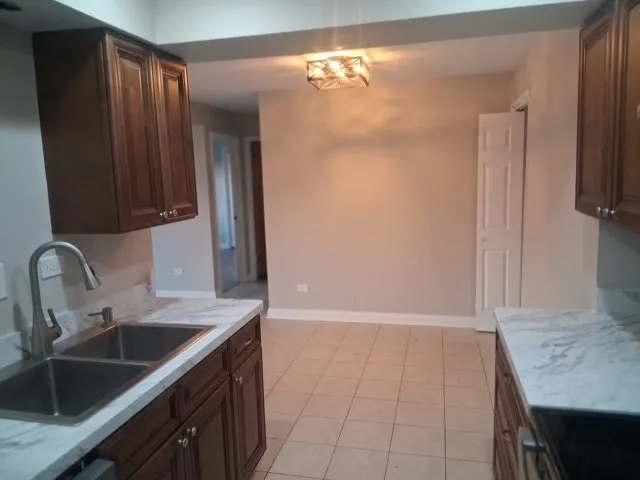11055 S Nagle Avenue IL #7