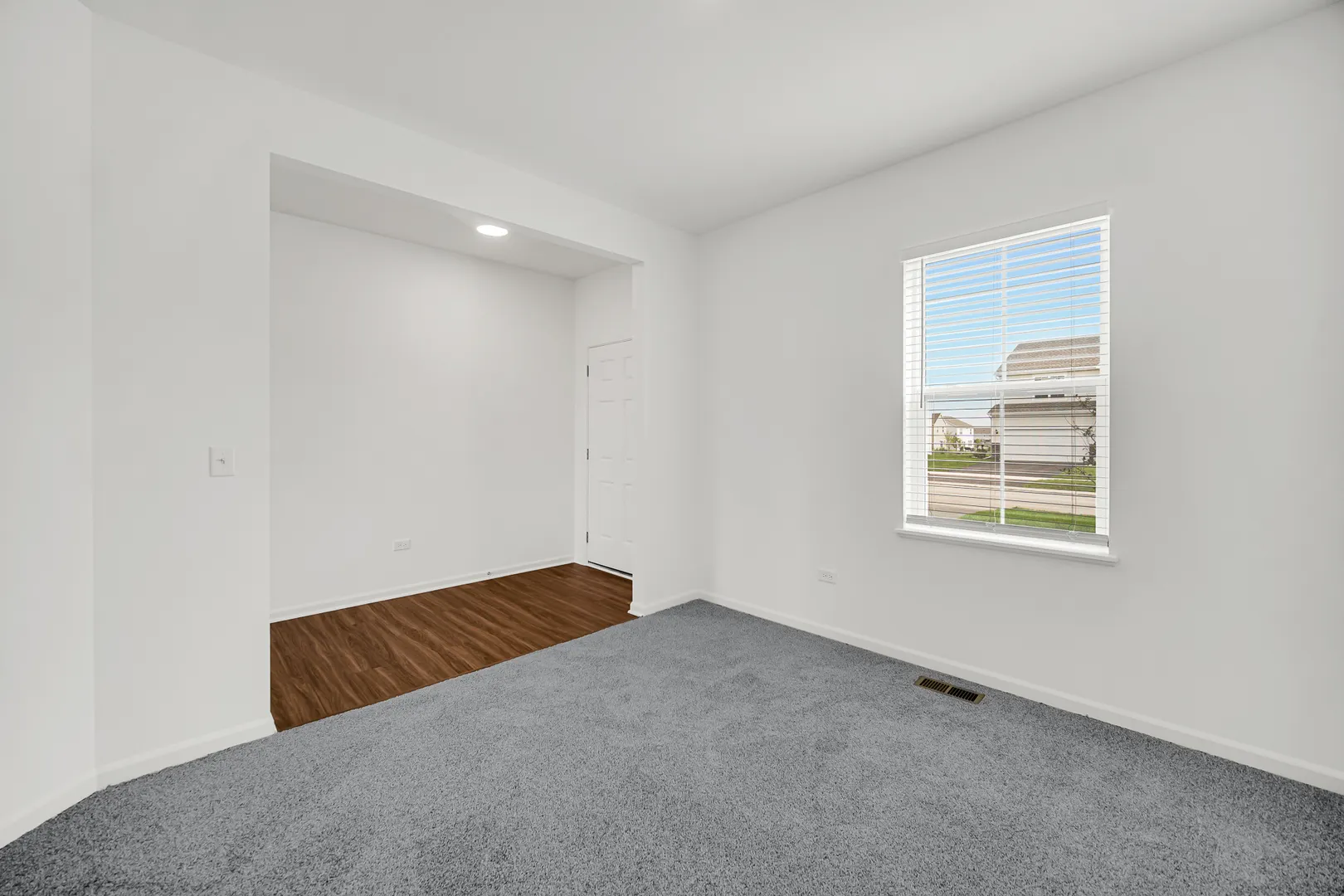 349 Danforth Drive IL