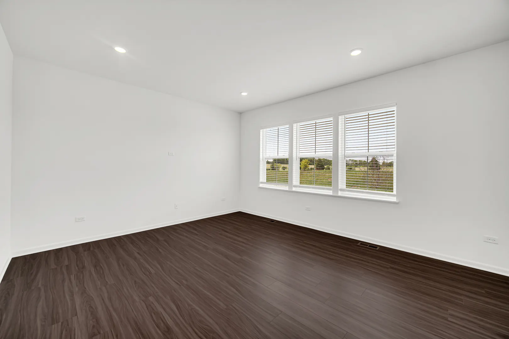 349 Danforth Drive IL