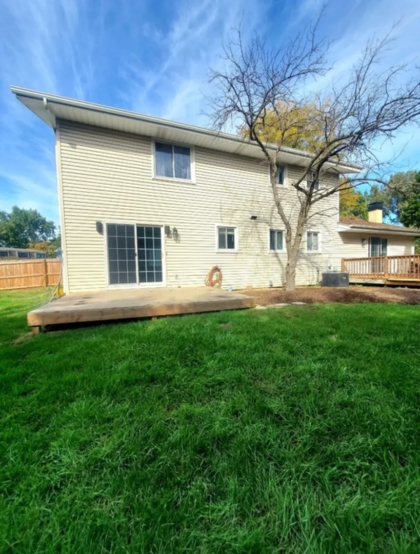 430 Shagbark Lane IL