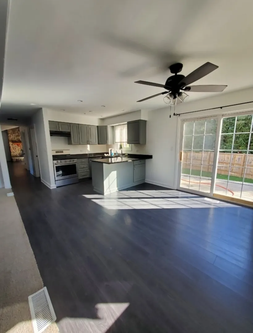 430 Shagbark Lane IL