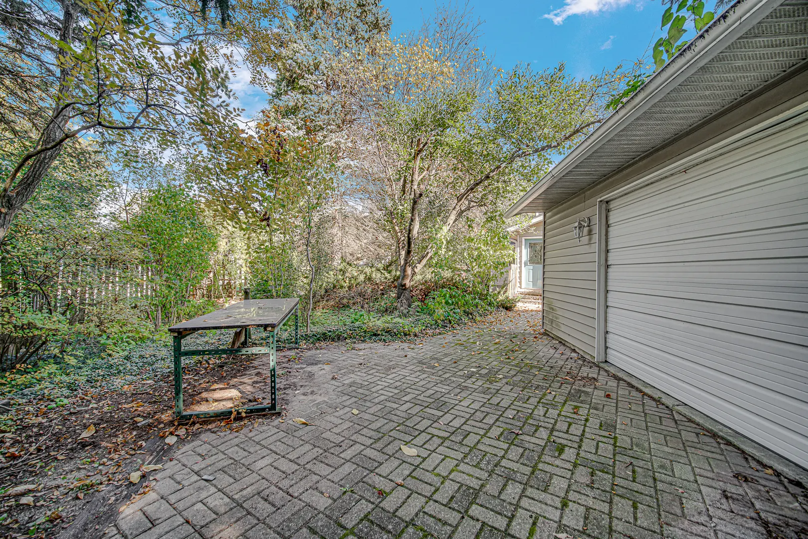 218 Londonderry Court IL