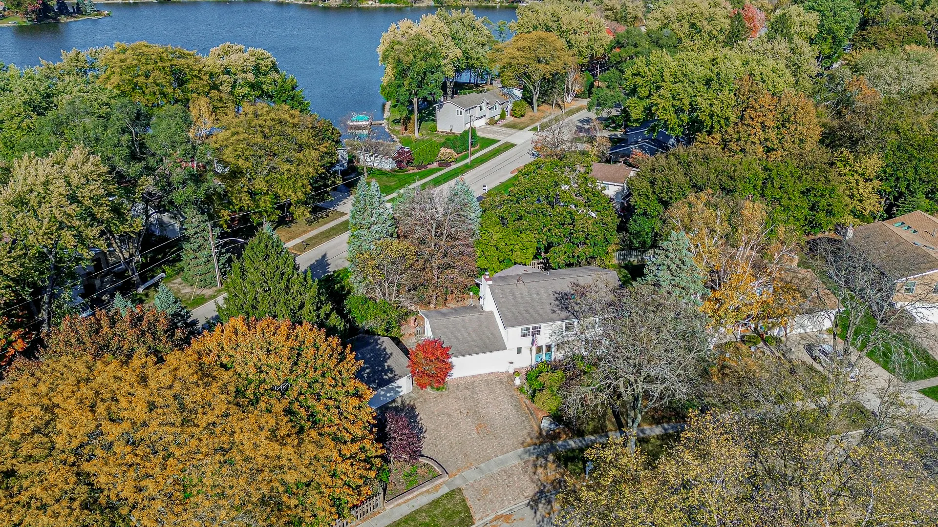 218 Londonderry Court IL