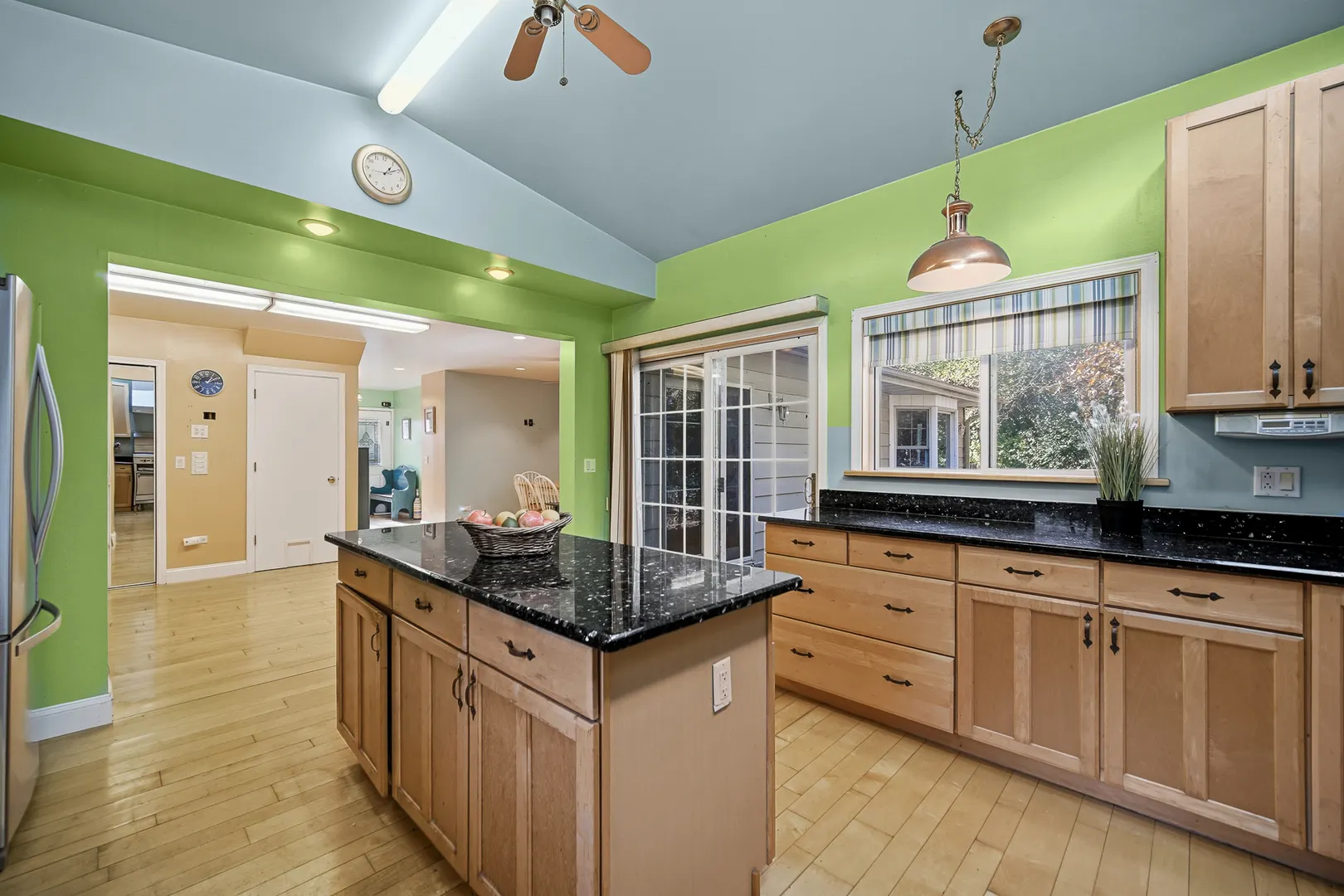 218 Londonderry Court IL