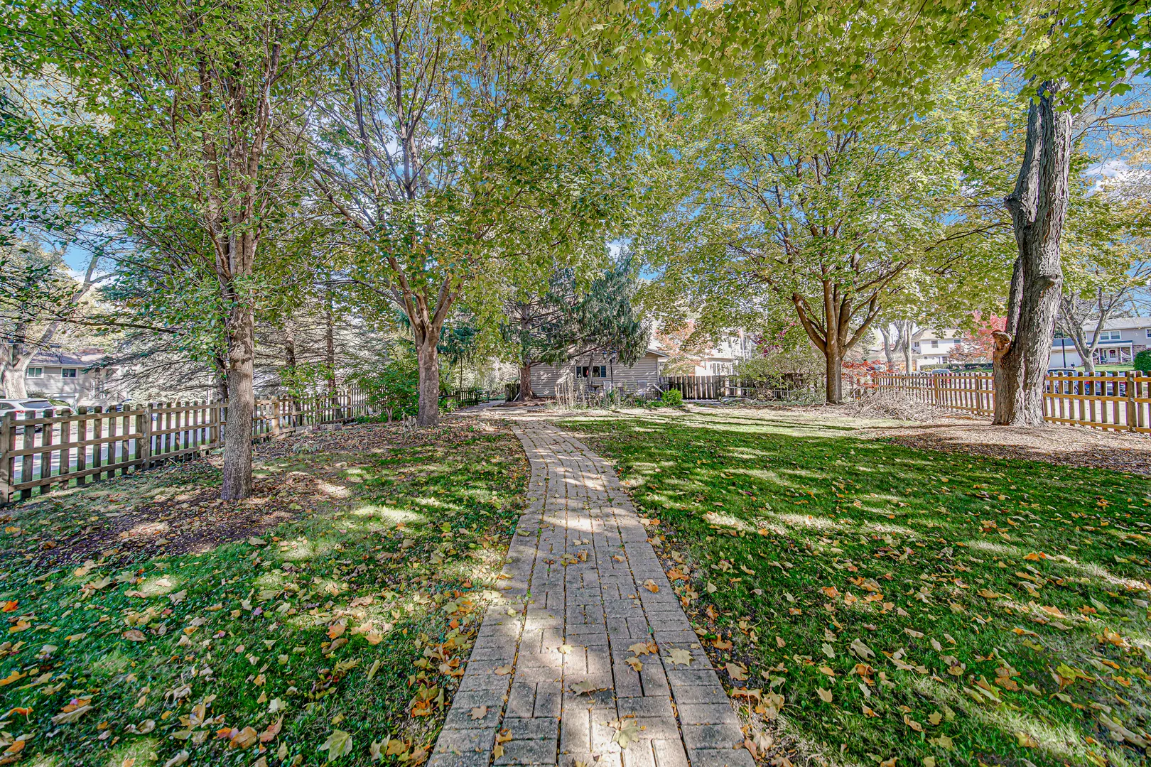 218 Londonderry Court IL