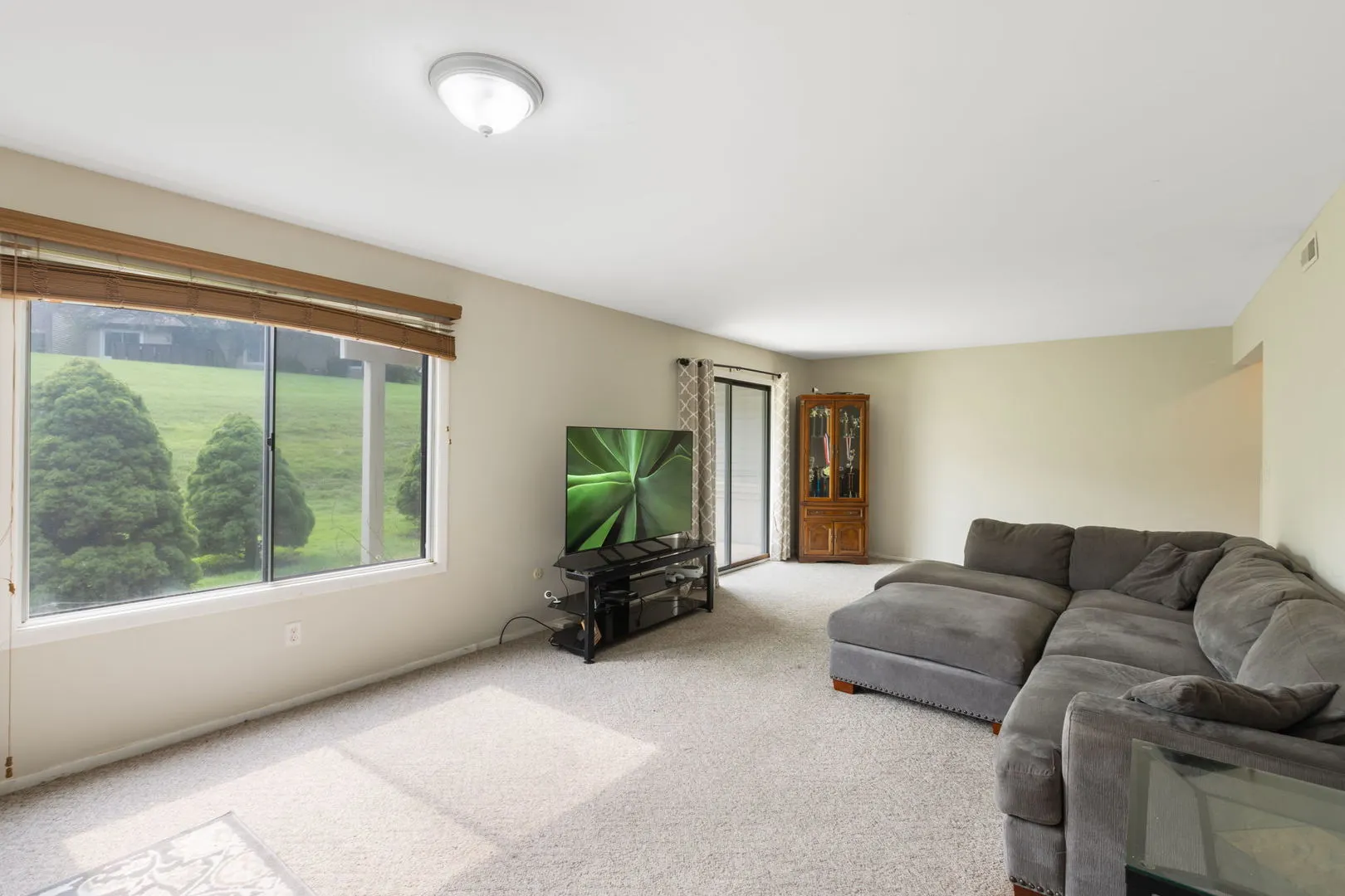 508 Waters Edge Drive IL #D