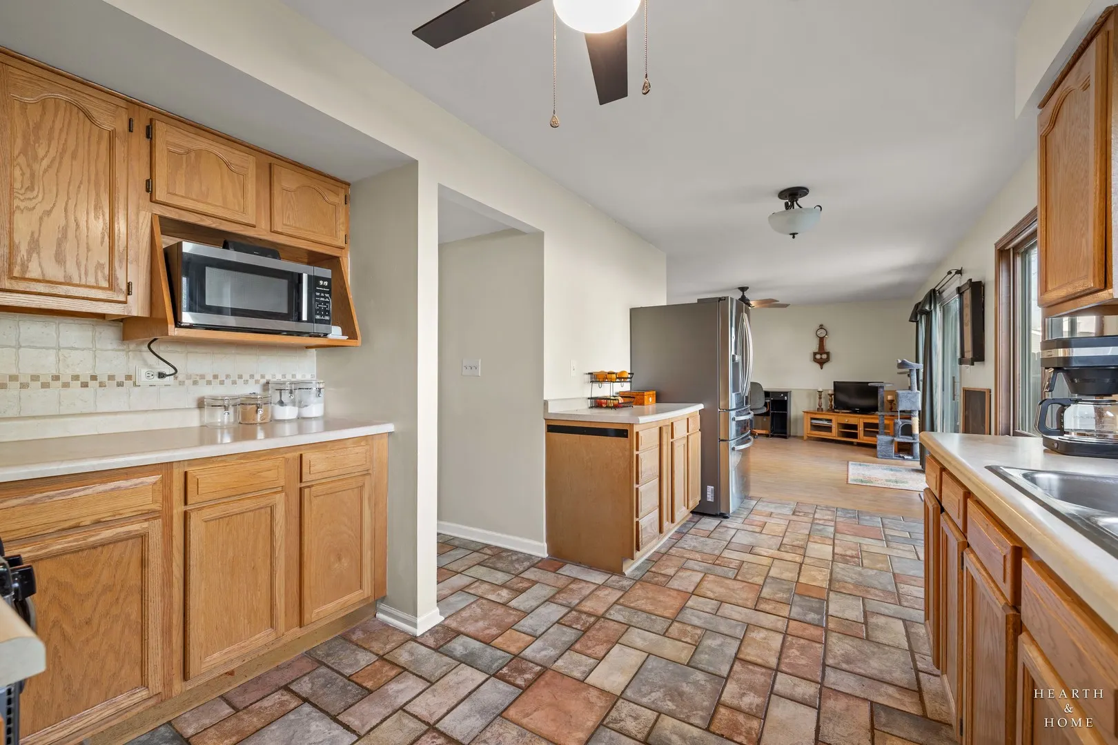 1453 BRIDGEDALE Road IL