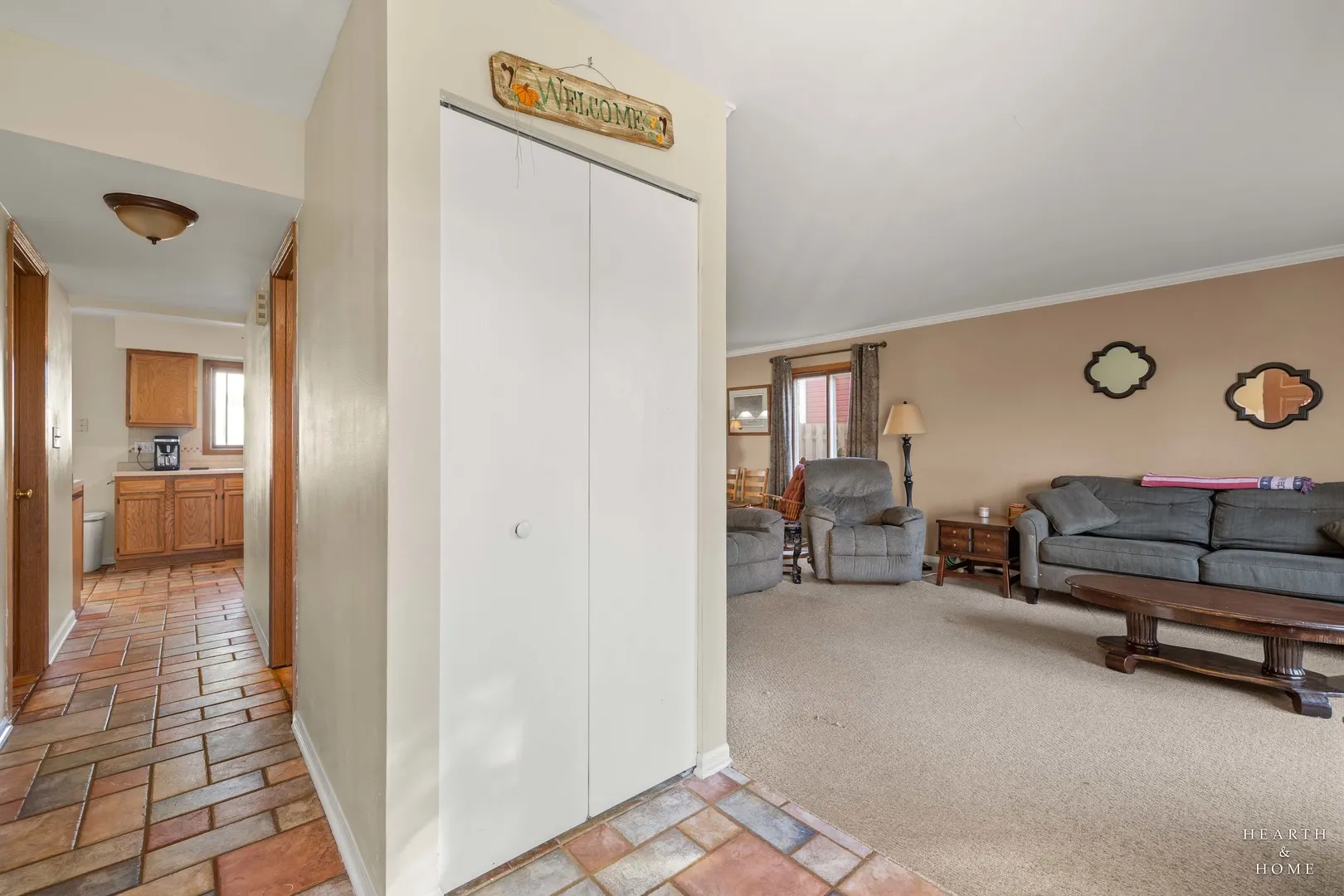 1453 BRIDGEDALE Road IL