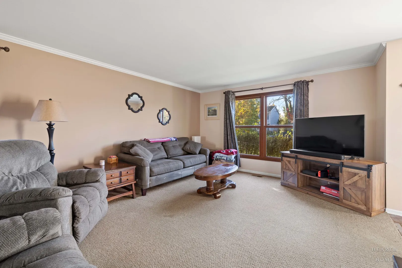 1453 BRIDGEDALE Road IL