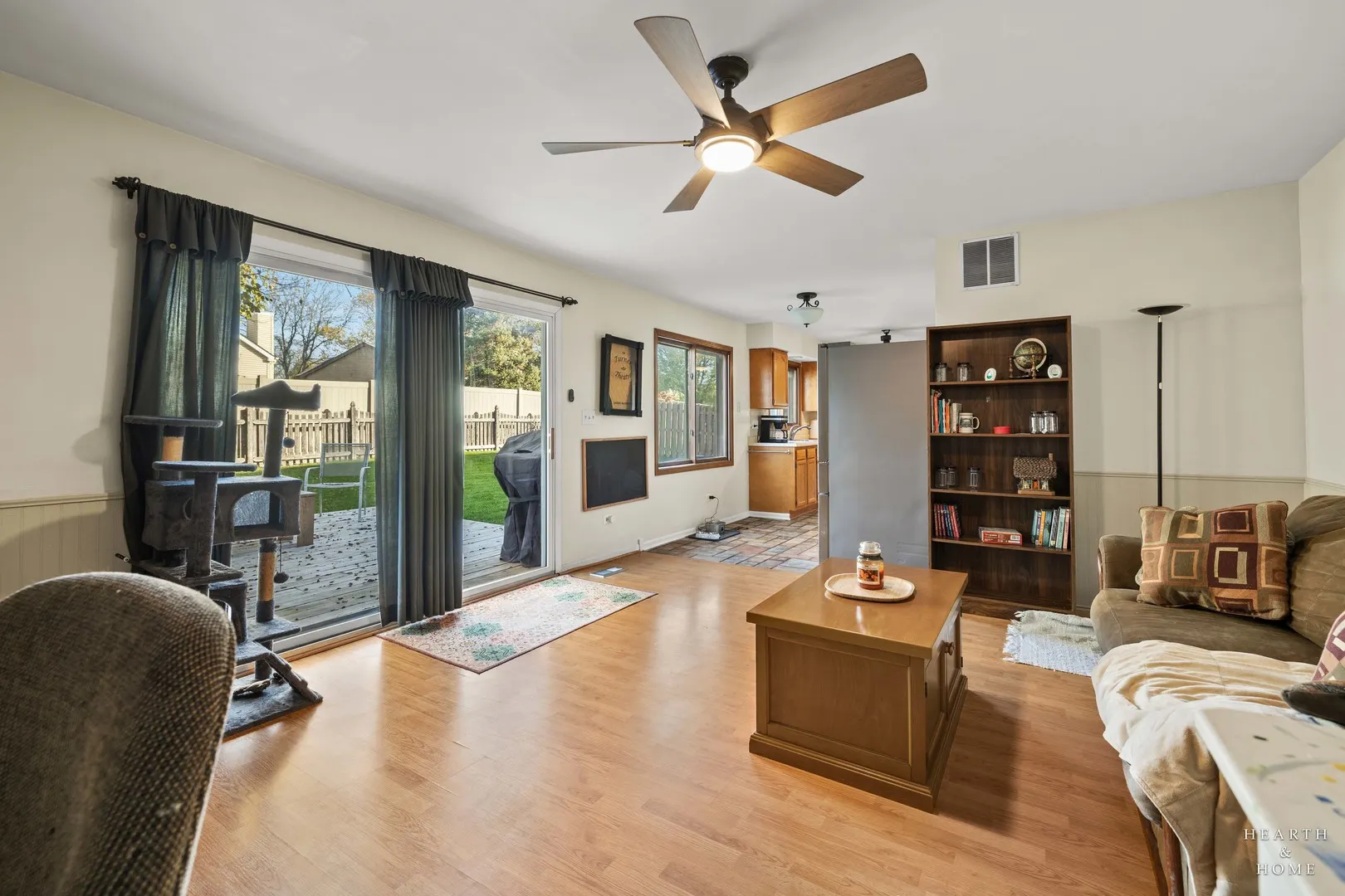 1453 BRIDGEDALE Road IL