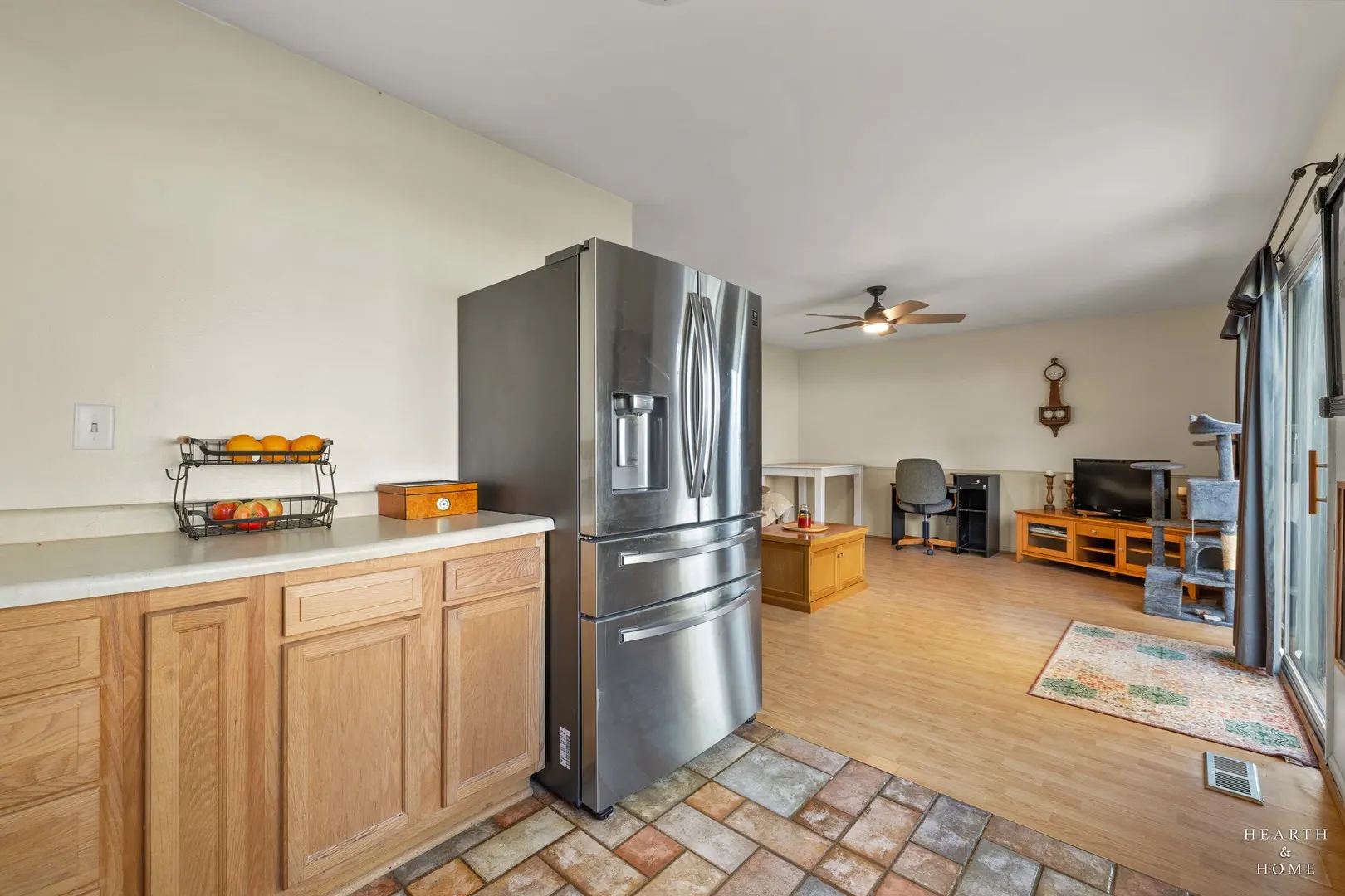 1453 BRIDGEDALE Road IL