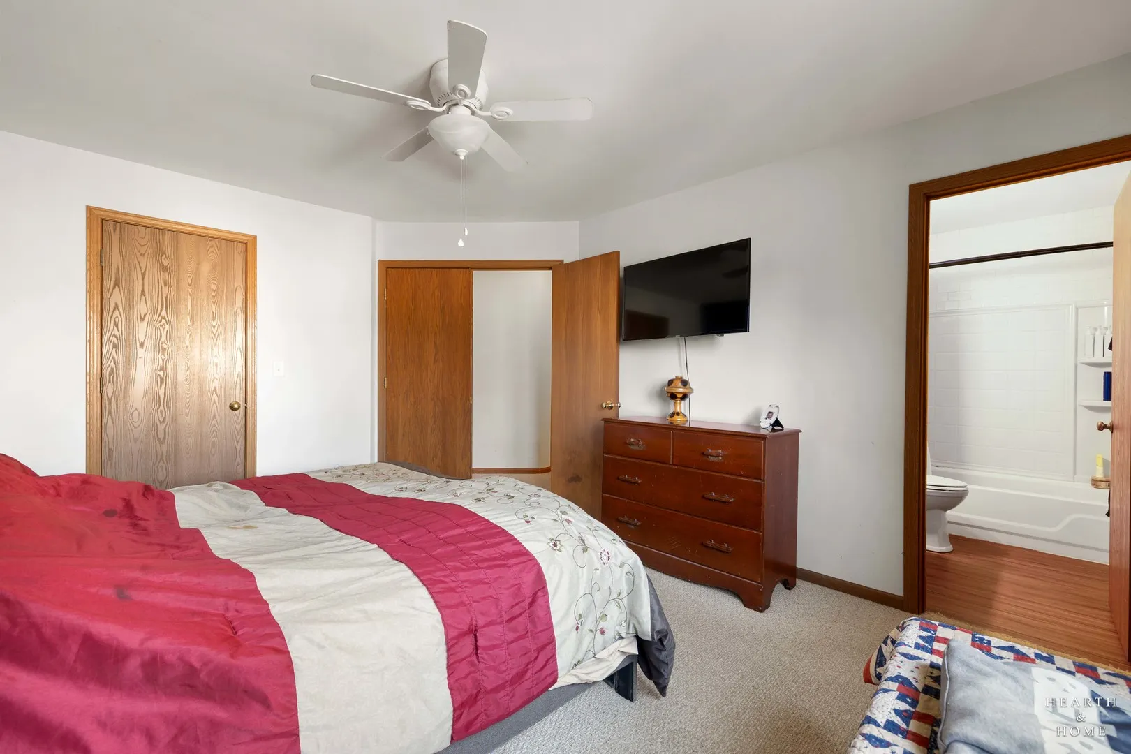 1453 BRIDGEDALE Road IL