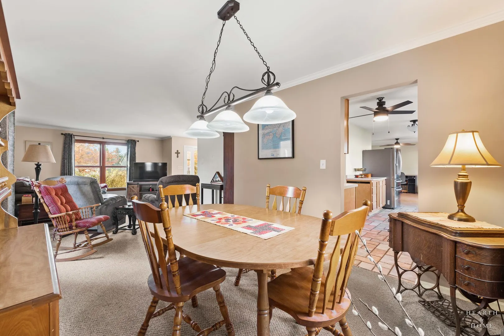 1453 BRIDGEDALE Road IL