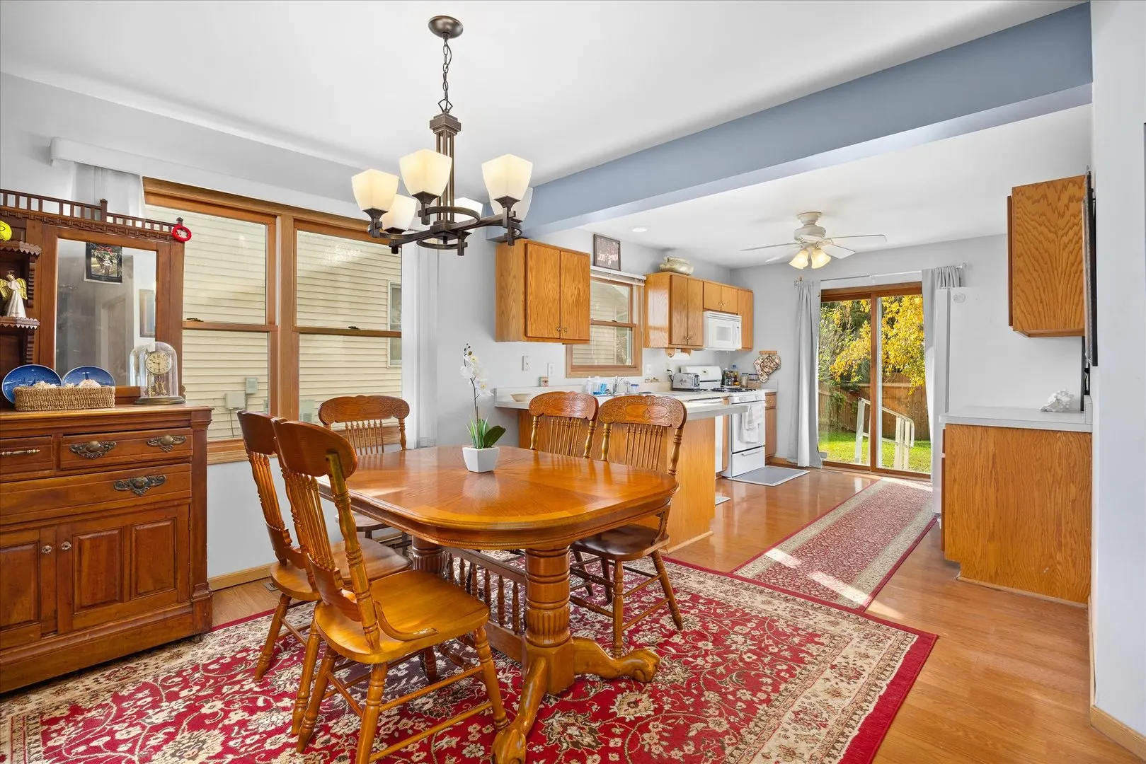 803 Ashbury Way IL