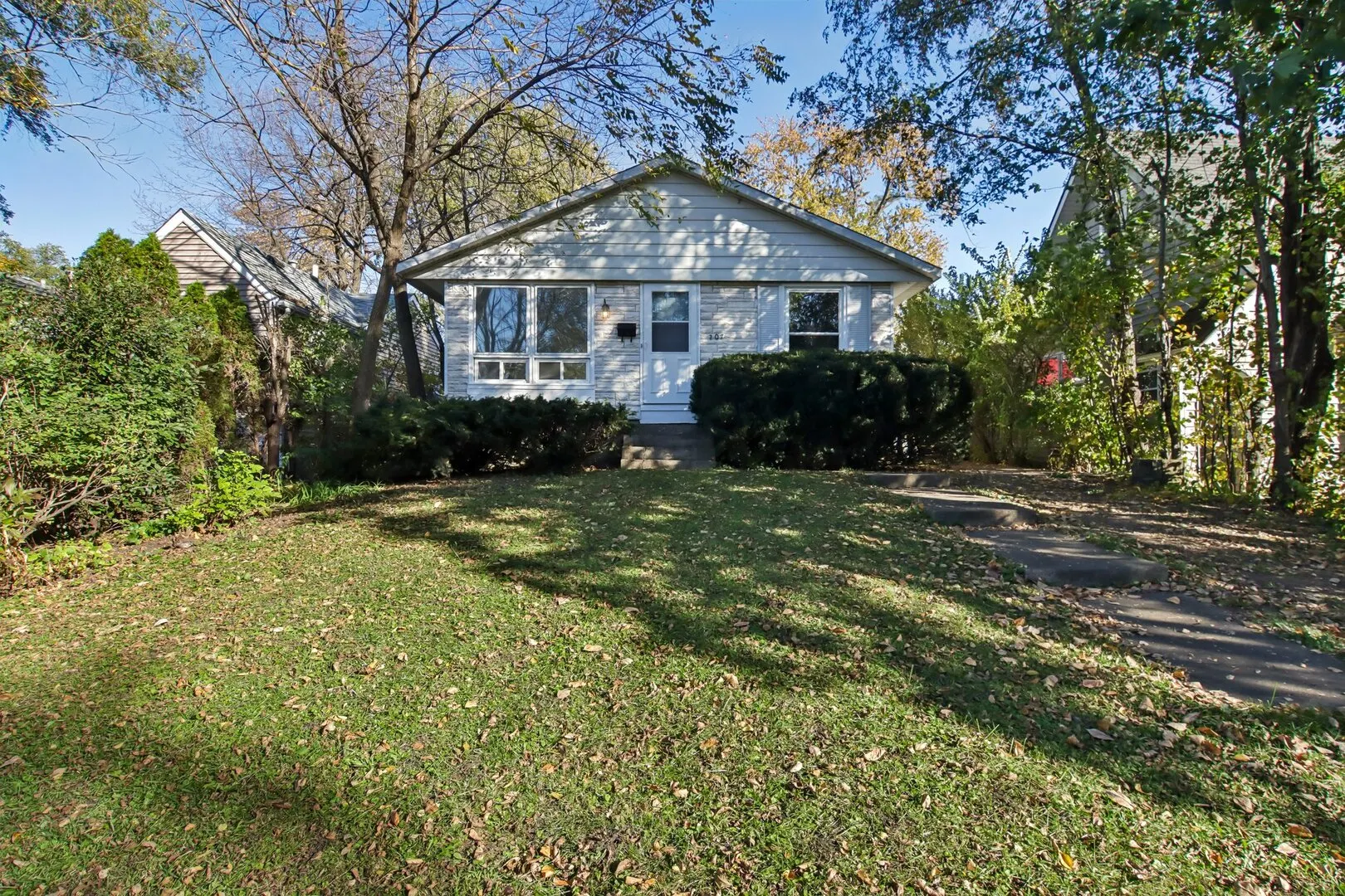 207 N Prospect Drive IL