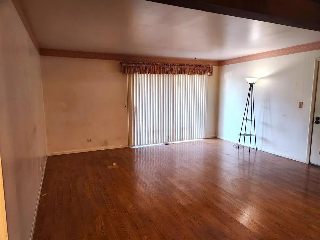 971 Golf Course Road IL #4