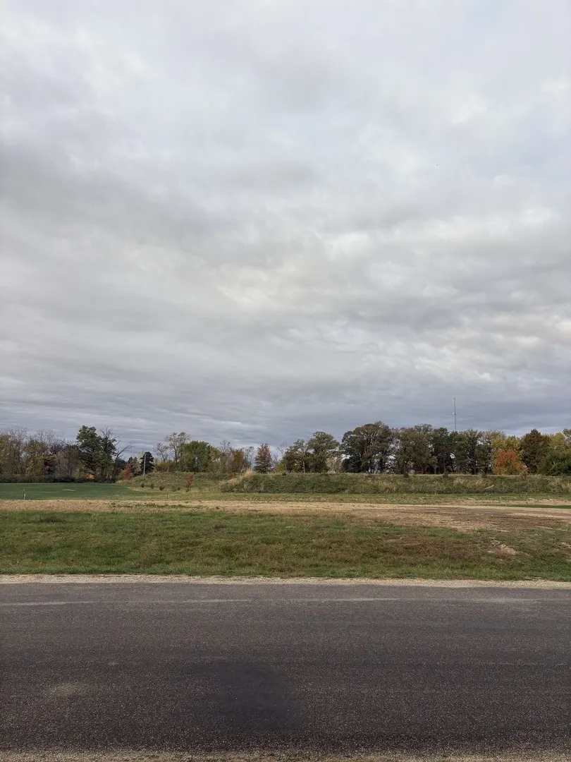 MYSZKA SUB LOT 2 Nottingham Drive IL
